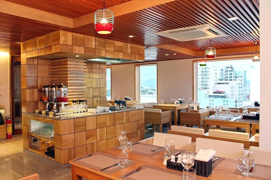Golden Holiday Hotel Nha Trang