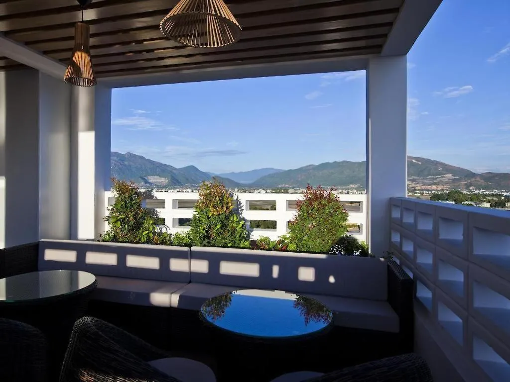 Golden Holiday Hotel Nha Trang