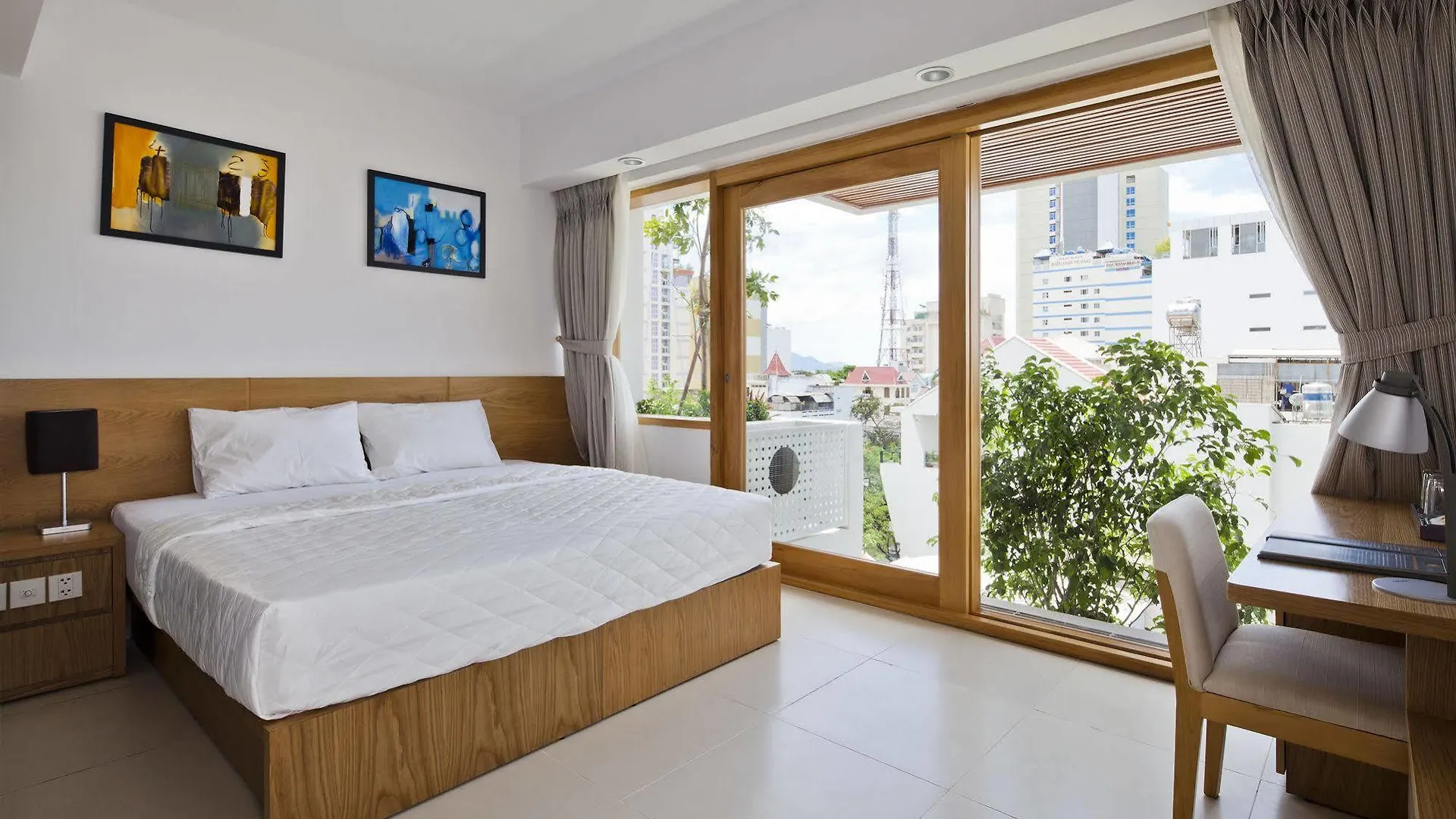 ***  Golden Holiday Hotel Nha Trang Vietnam