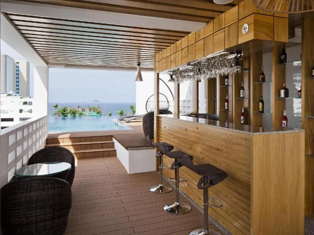 Holiday Hotel Nha Trang