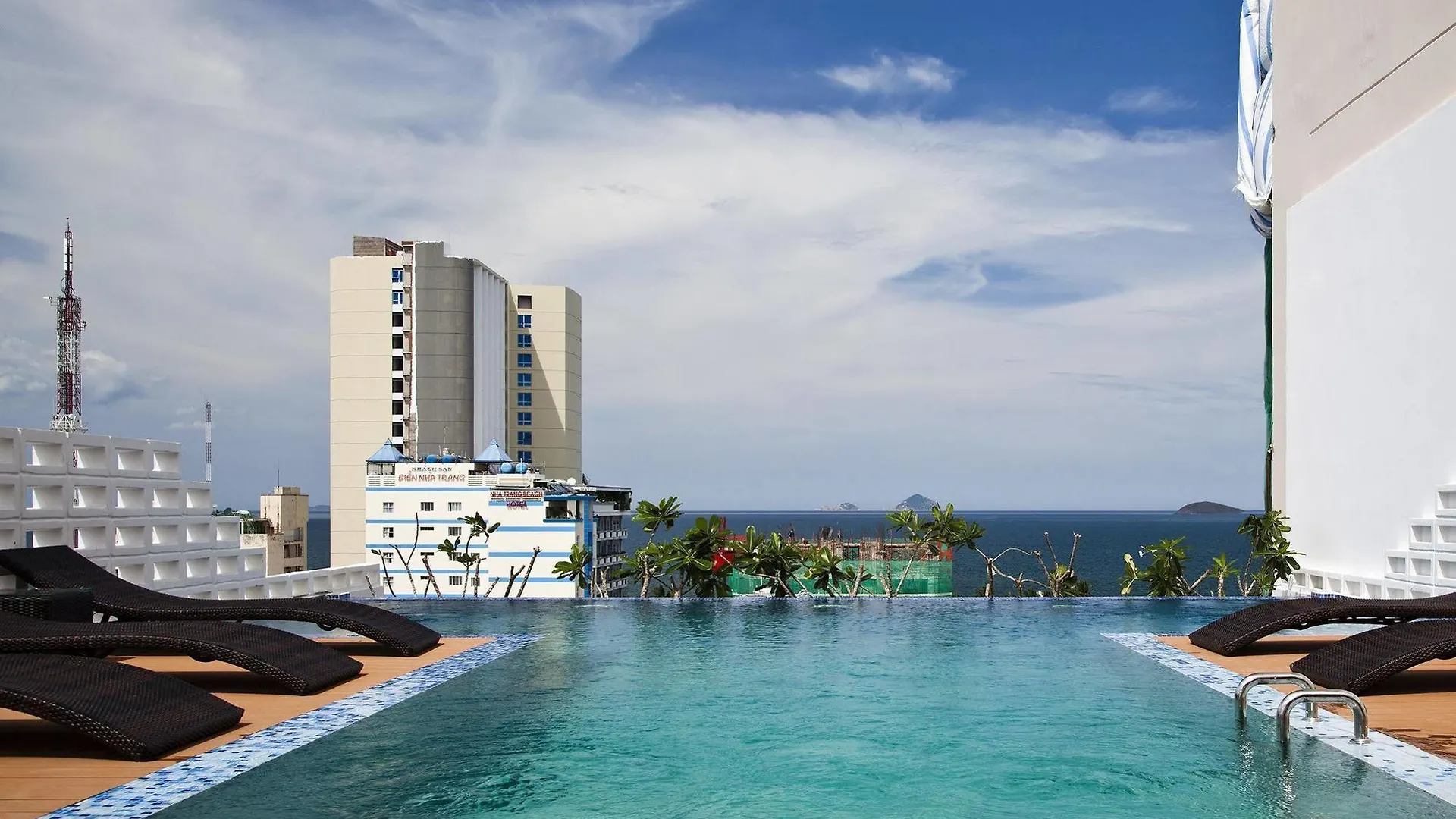 Holiday Hotel Nha Trang