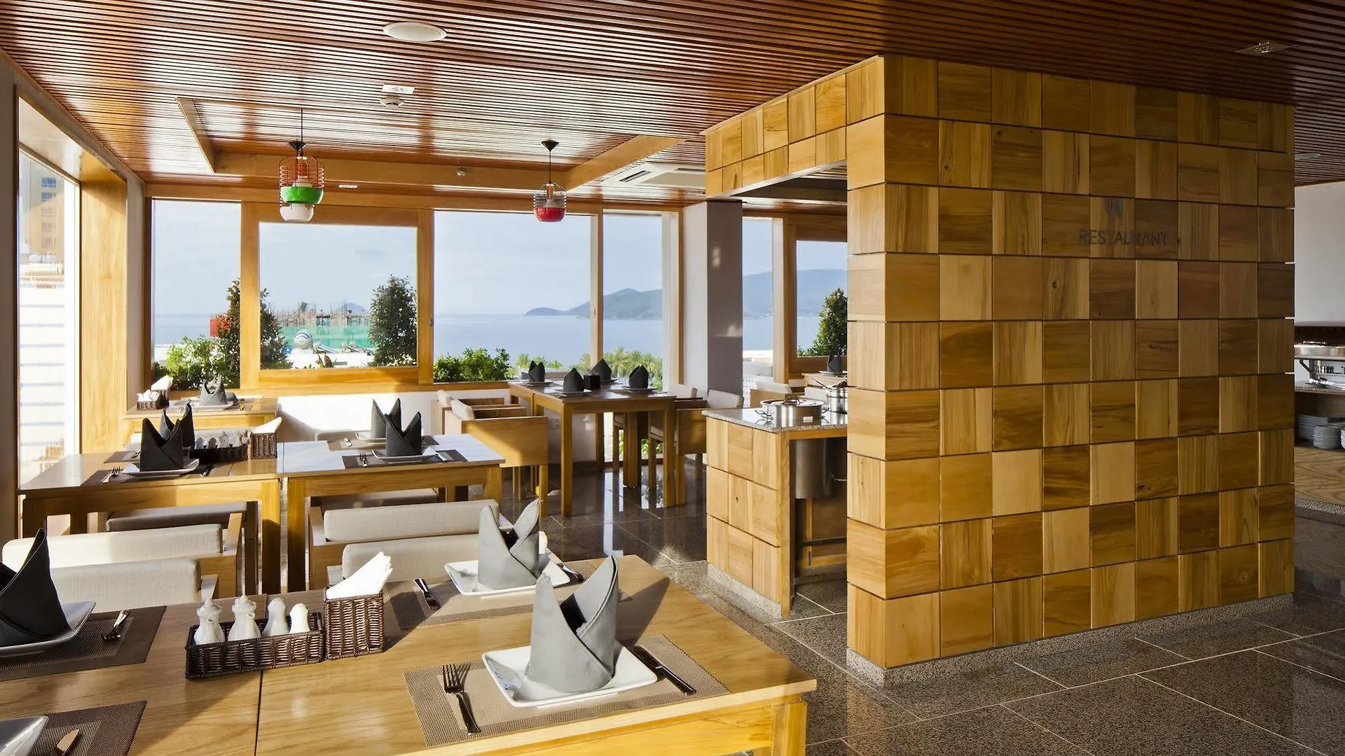 Golden Holiday Hotel Nha Trang 3*,  Vietnam